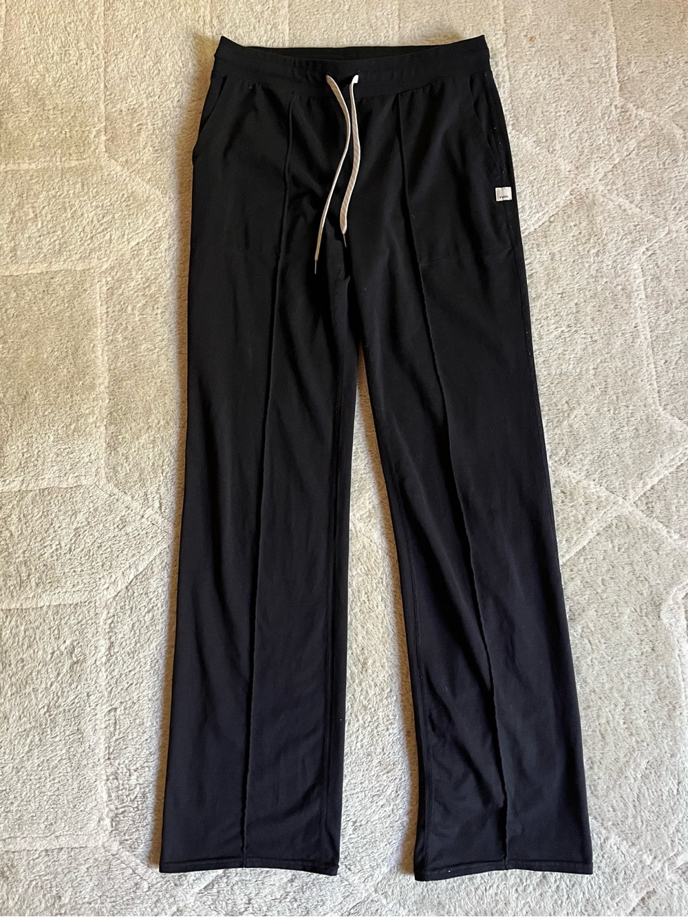Vuori Straight Leg Leggings
